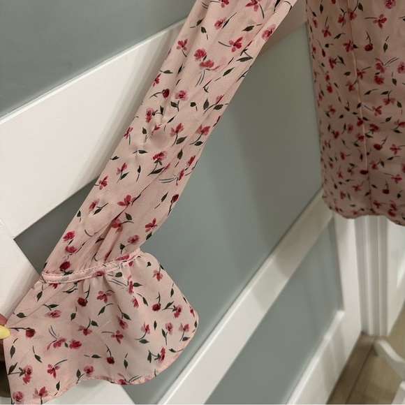 L'ACADEMIE Bell Button Up Top SZ Small Amber Floral Ruffle Feminine EUC - Picture 5 of 9